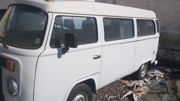 Kombi 2008 15 lugares