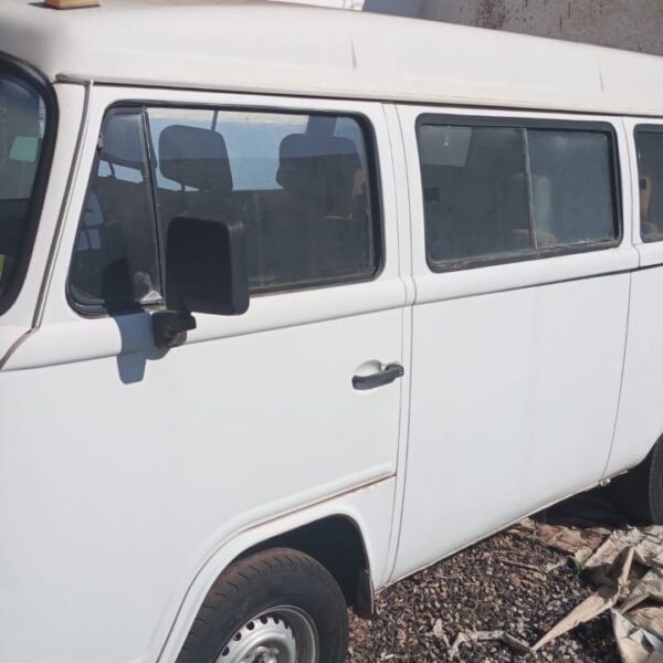 Kombi 2008 15 lugares